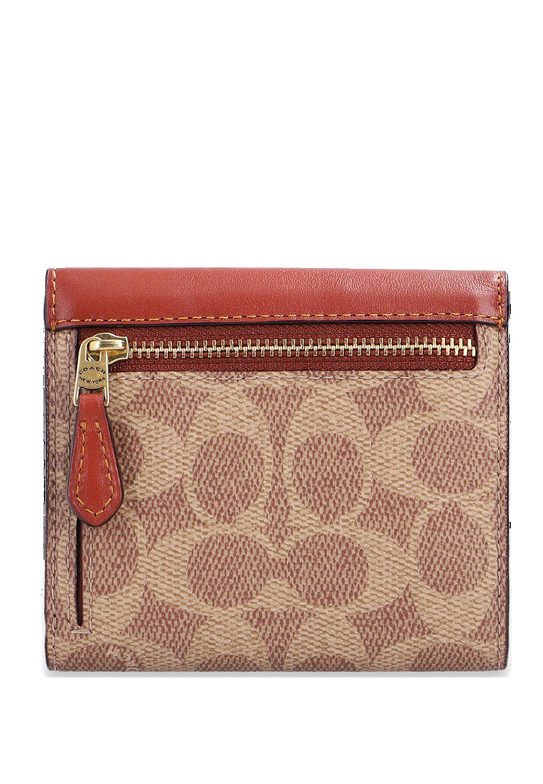 Coach Wyn Small Wallet In Colorblock Signature Canvas - Tan/Rust