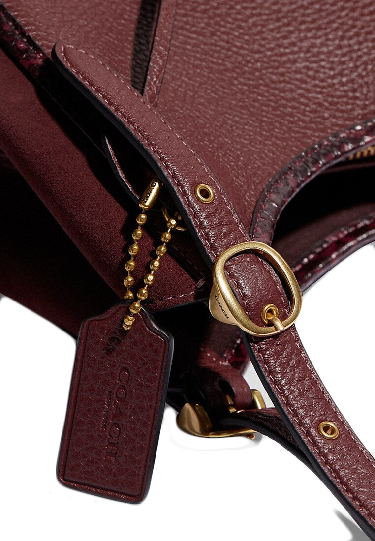 Coach Lori Shoulder Bag With Snakeskin Detail - Wine