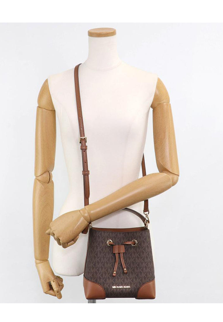 Michael Kors Mercer Small Logo Signature Bucket Bag - Brown