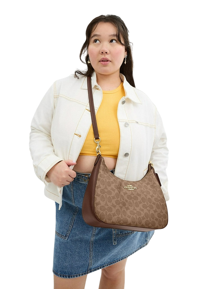 Coach Teri Hobo Bag In Signature Canvas - Tan Brown
