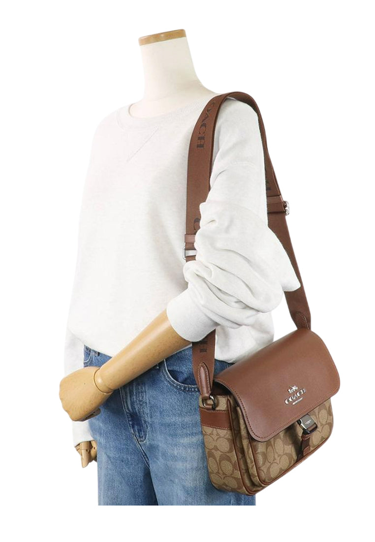Coach Pace Messenger Bag In Signature Canvas - Brown