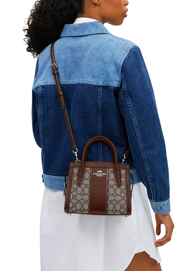 Coach Andrea Carryall Bag In Signature Jacquard - Maple