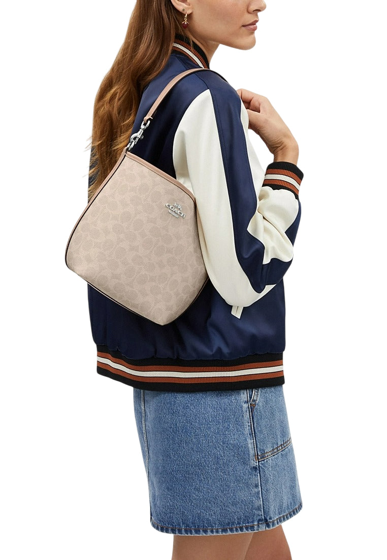 Coach City Bucket Bag In Signature Canvas - Sand Beige