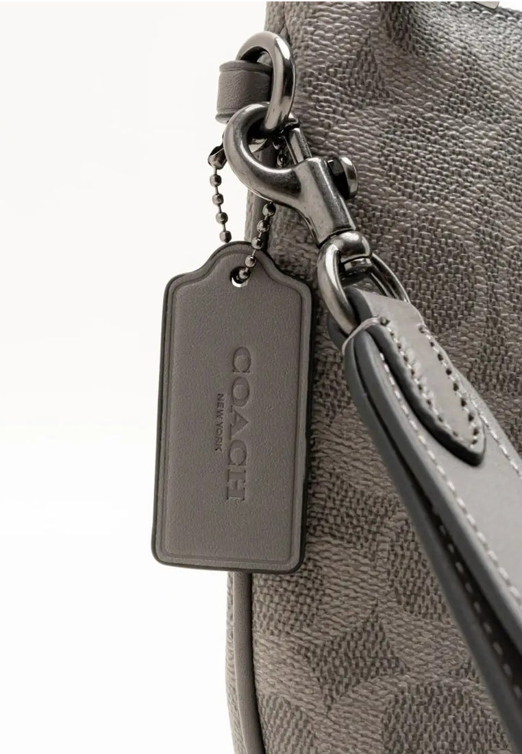 Coach Mens Pouch In Signature Canvas - Grey/Black