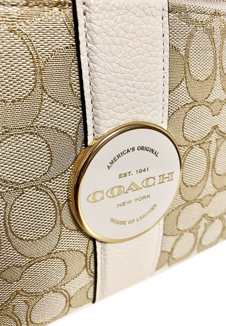 Coach Lonnie Baguette In Signature Jacquard - Light Brown/White